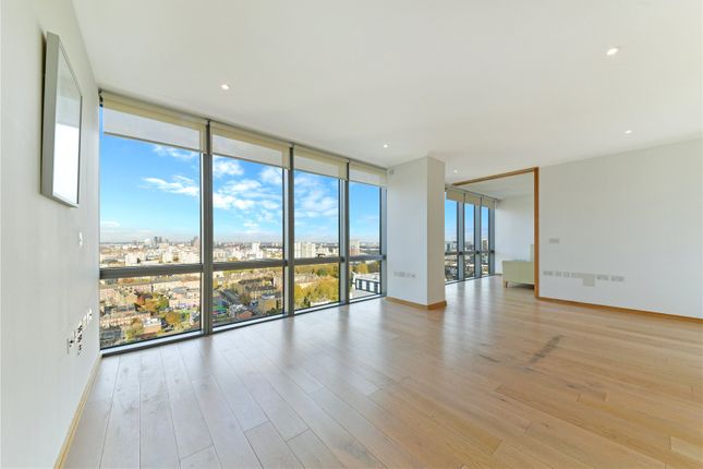 Flat to rent in 1 West India Quay, 26 Hertsmere Road, Canary Wharf, London