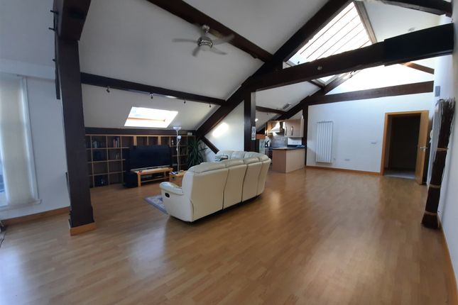 Apartment 179, East Float Quay, Dock Road, Birkenhead photo 3