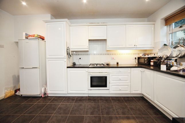 Stanton Road, Luton photo 2