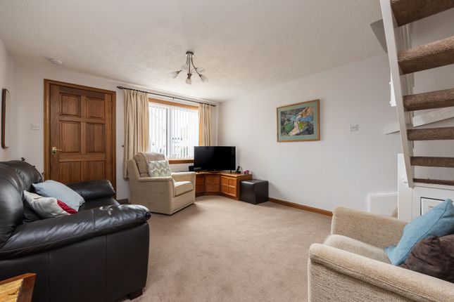 85, Bughtlin Park, Edinburgh photo 3