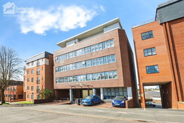 Flat for sale in Aspen House, 14 Station Road, Kettering, Northamptonshire