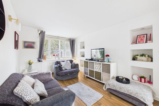 26, Lynwood Avenue, Leeds photo 3