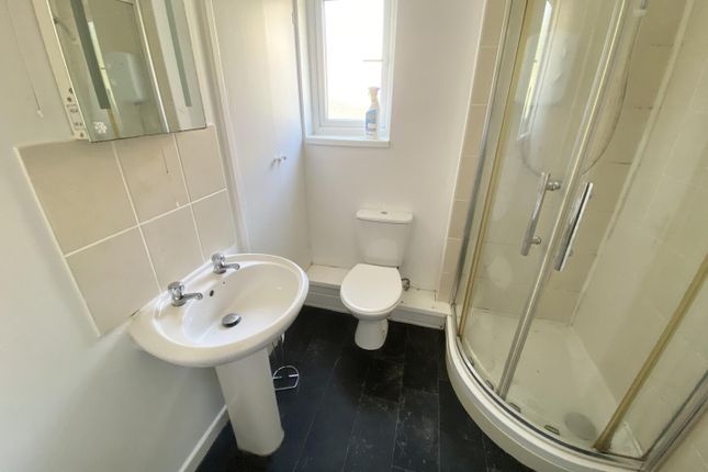 Flat 6, Downdale Court, Priory Road, Shanklin photo 4