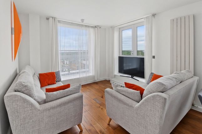 149 Cedar Court, Manchester photo 3