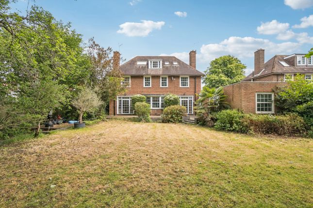 27 Attimore Road, Welwyn Garden City, Hertfordshire photo 2