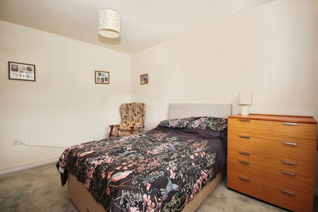 36, Woodloes Avenue South, Warwick photo 4