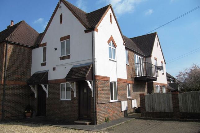 2-bed flat on 7, Victoria Court, Marlow, £1,600/mo