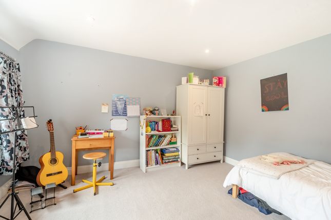 8560968-Interior06