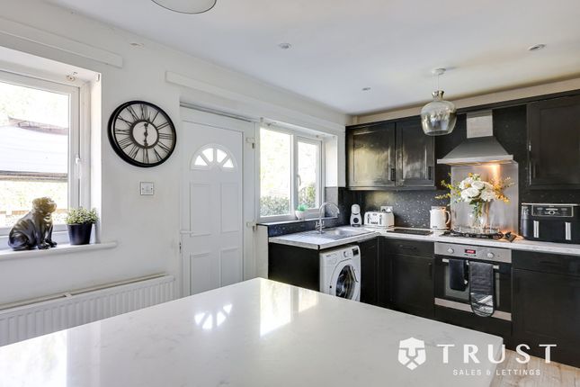 58 Darley Road, Liversedge photo 3