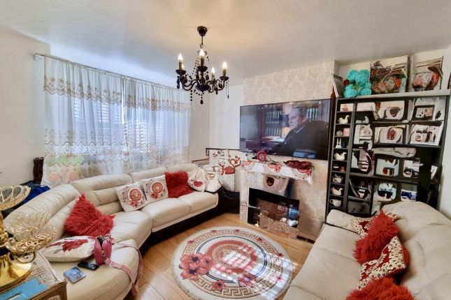 21, Buxton Road, Thornton Heath photo 3