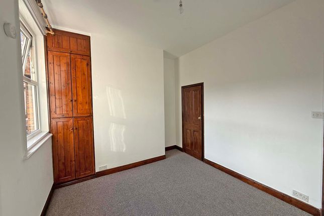10, Candler Street, Scarborough photo 4
