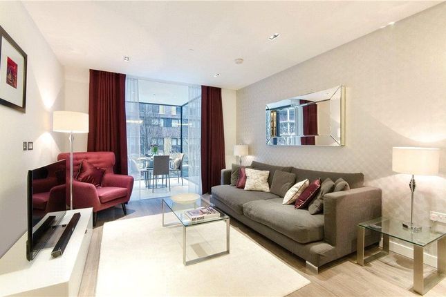 Flat to rent in Cashmere House, Leman Street, London