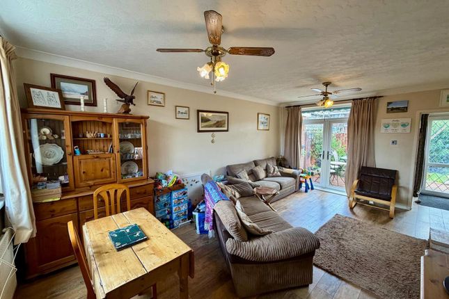251, Longridge, Knutsford photo 3
