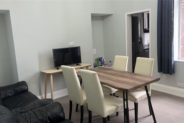 Room 2, 4, Duncan Street, Tyne and Wear photo 3