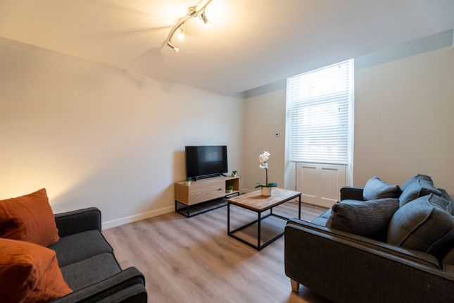 24A, Warwick Street, Newcastle photo 2