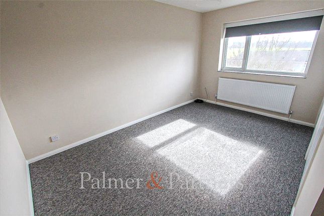 27, Holborough Close, Essex photo 5