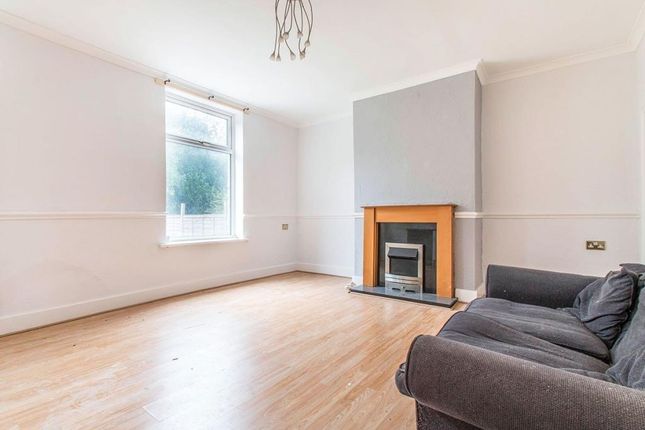 37, Walker Street, DEWSBURY photo 2