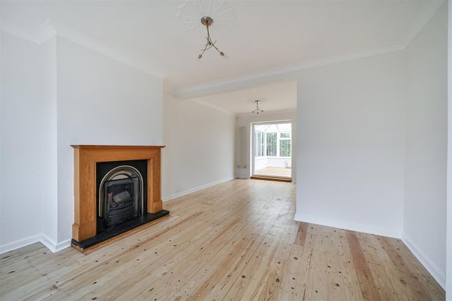 15, Star Road, Reading photo 4