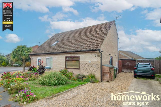 1-bed semi-detached on Hillcrest Avenue, Dereham, £149,950