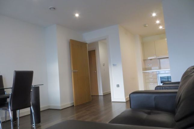1 Aqua Vista Square, Upper North Street, Bow photo 3