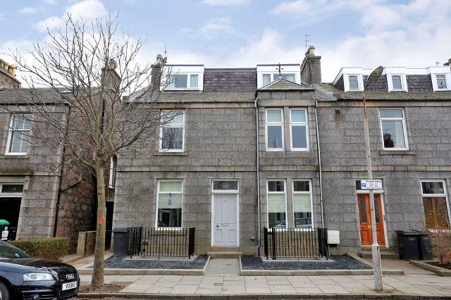 Flat to rent in Stanley Street, Aberdeen