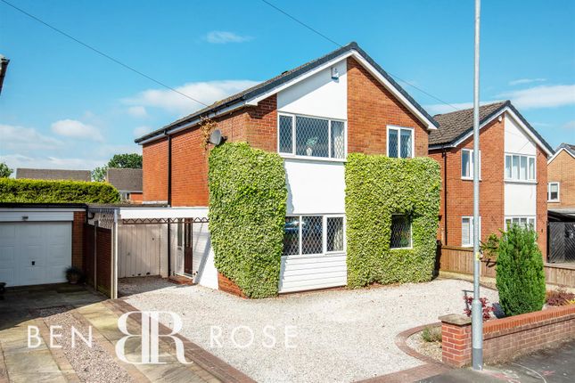 Thumbnail Detached house for sale in Southfield, Much Hoole, Preston