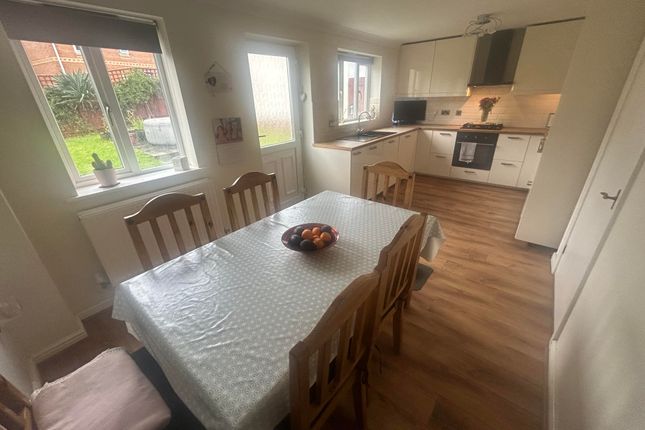 48, Dol Nant Dderwen, Bridgend, Dol Nant Dderwen, Bridgend, Bridgend photo 4