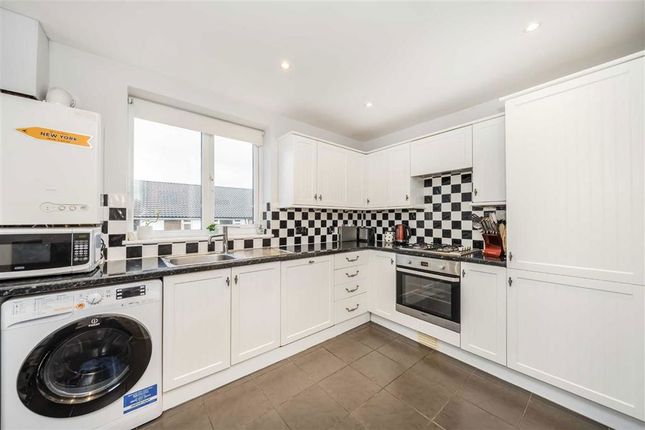 Flat 9, 60, Nightingale Lane, LONDON photo 4