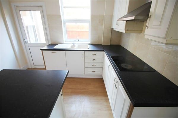 26, Spencer Road, Harrow photo 4