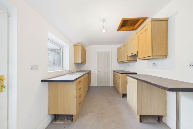 37 Crossfield Road, Cleator Moor photo 3