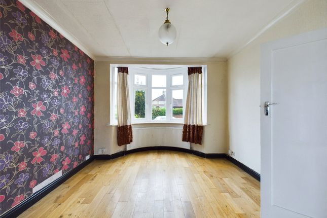 Penerley Road, Rainham photo 3