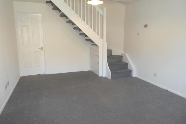 14, Heyford Way, Herts photo 2
