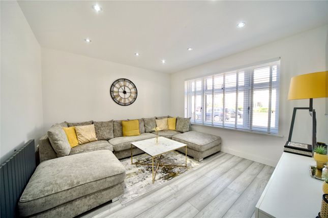 18, Bradfield Drive, Essex photo 2