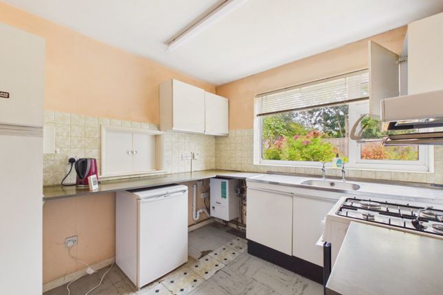 9, Beech Close, Kent photo 4