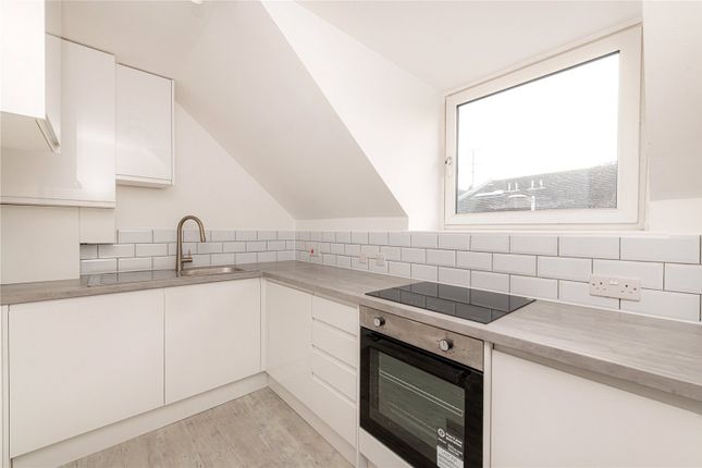 Thumbnail Flat to rent in Ruston Mews, London