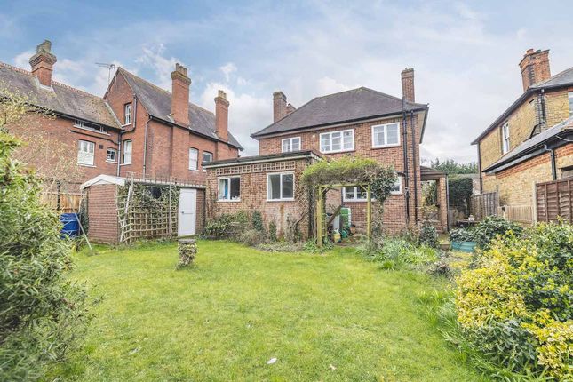 8, Buccleuch Road, Datchet photo 2