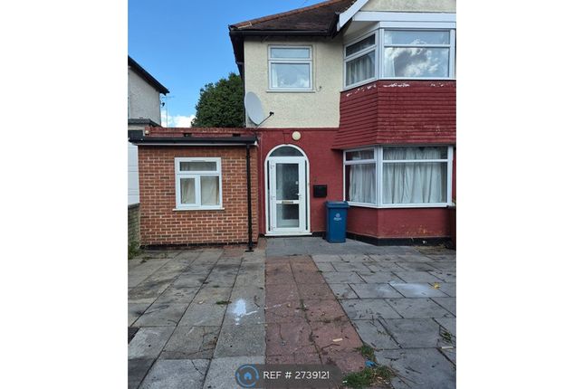 Vancouver Road, Edgware photo 3
