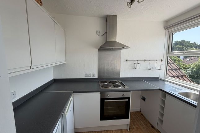 18, Glen Road, Bournemouth photo 2