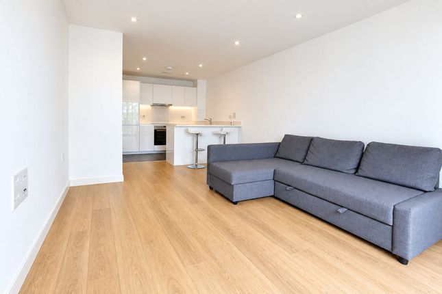 Flat 42, Keats Apts, Croydon photo 2