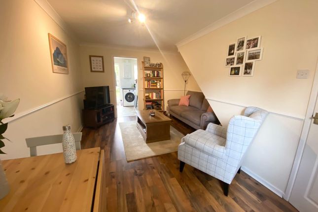 5, CAERPHILLY photo 4