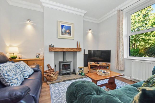 155, Carr Road, Pudsey photo 3