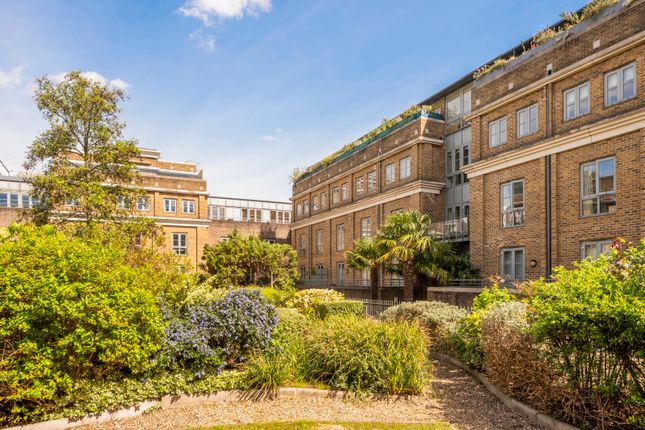 Flat for sale in Rodin Court, Angel On The Green