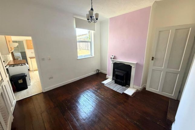 44, Volta Street, Selby photo 4