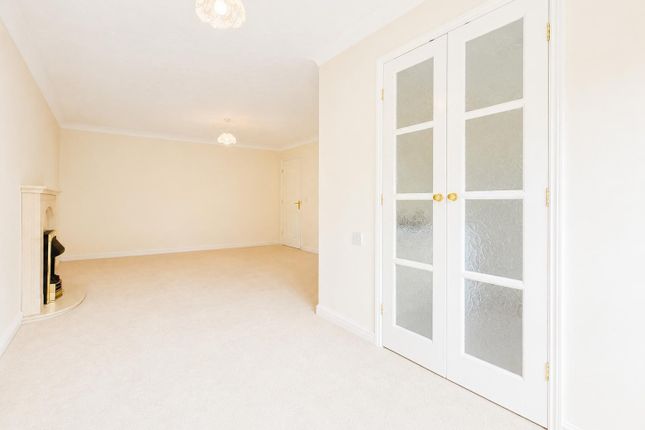 25, Aire Valley Court, Beech Street, BINGLEY photo 3