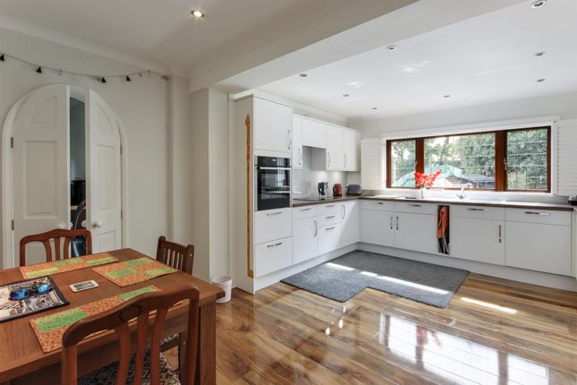 13, Larch Crescent, Tonbridge photo 4