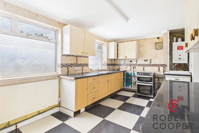 84a, Peel Road, Harrow photo 3