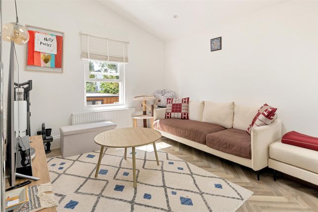 First Floor Flat, 24, Marlborough Road, South Woodford photo 4
