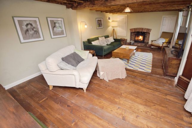 Hall Yard Cottage,, Dog Lane, Warwickshire photo 4