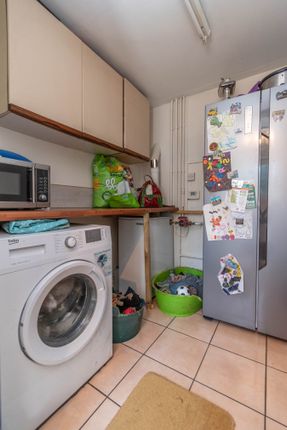 5, Lamberts Close, Weasenham photo 4