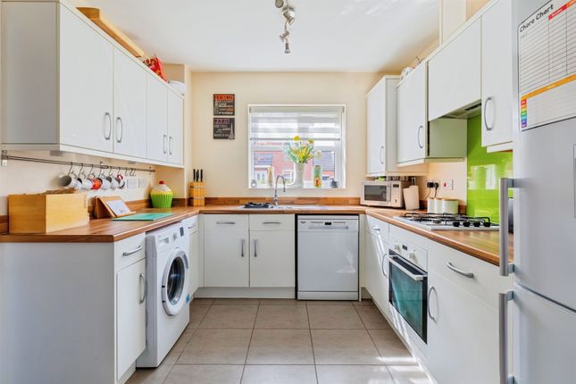 7, Macaulay Road, Southam photo 2